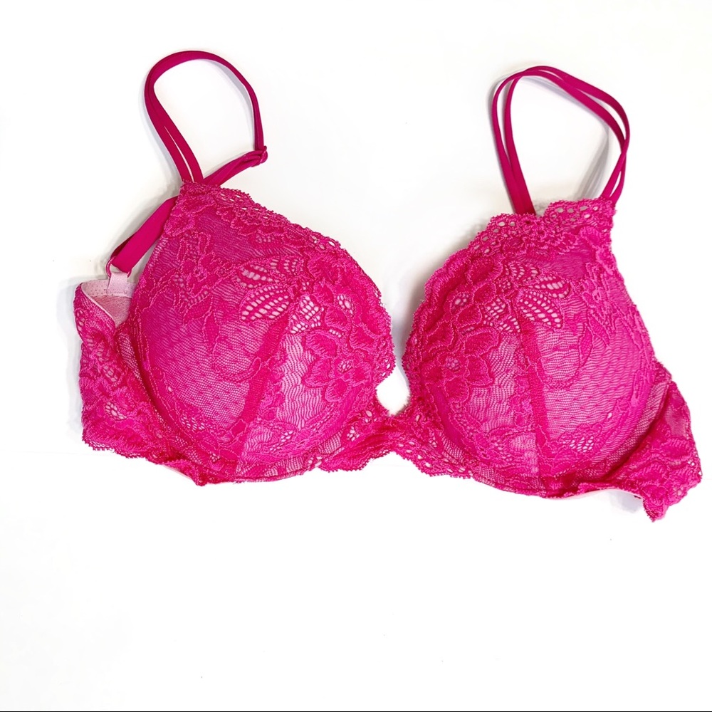 Victoria's Secret Very Sexy Push Up Lace Bra 32C